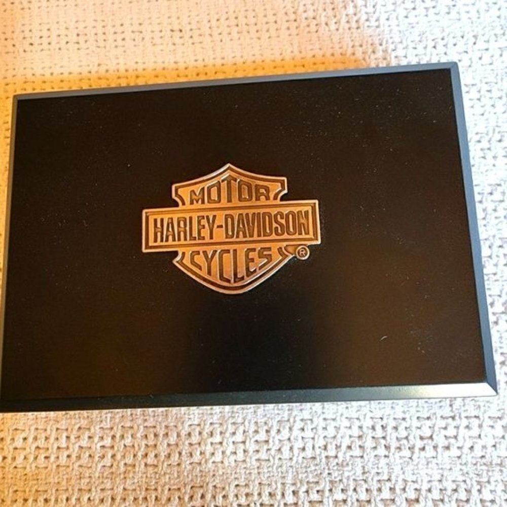 Harley-Davidson Black Embellished Silver Logo‎ Black Box w 2 pks Original Cards